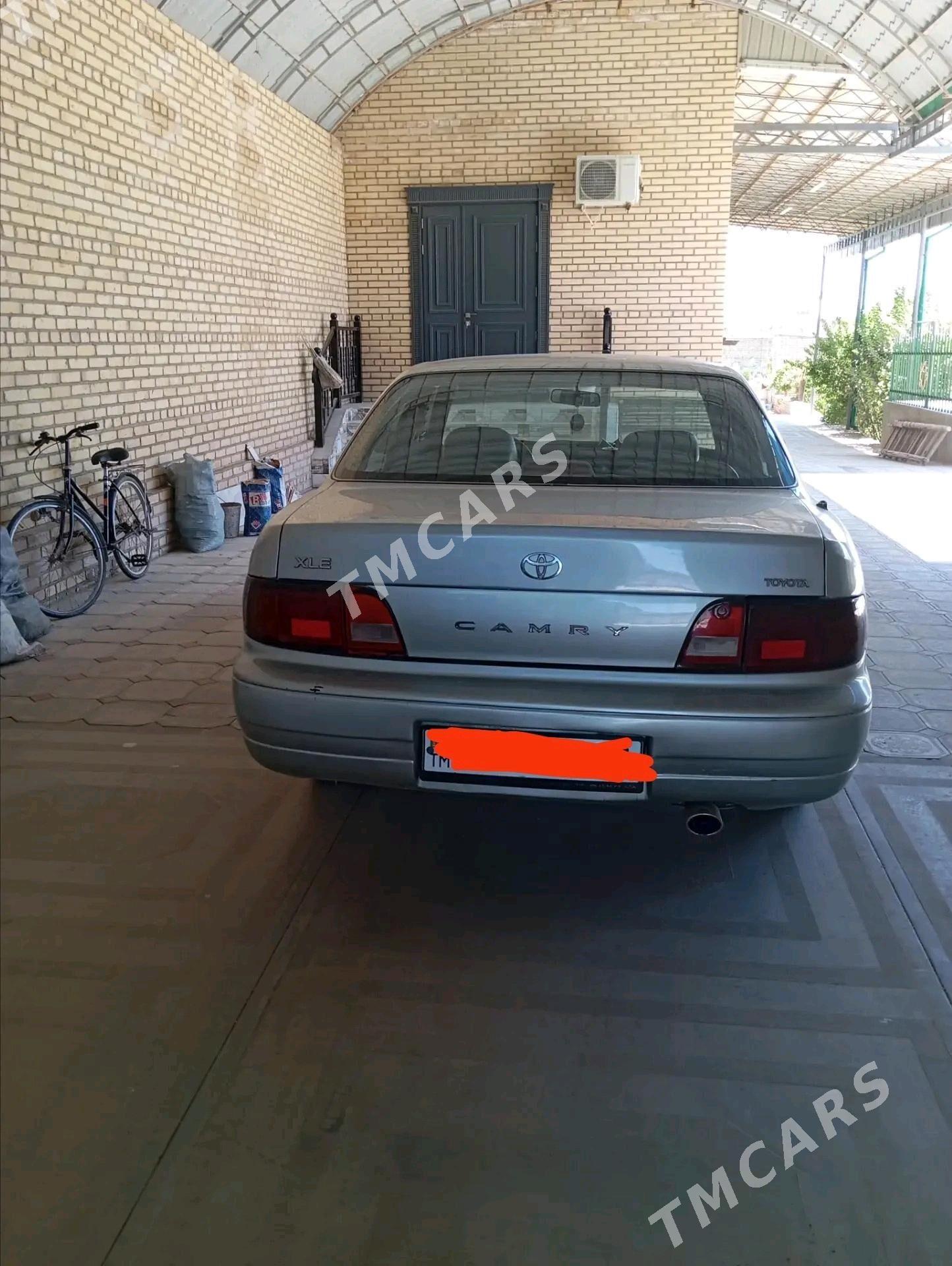 Toyota Camry 1996 - 92 000 TMT - Kerki - img 4