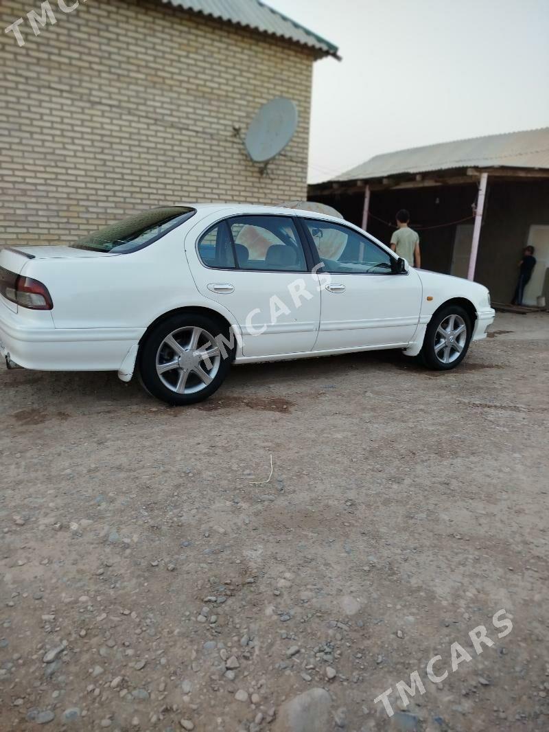 Nissan Maxima 1998 - 70 000 TMT - Бабадайхан - img 2