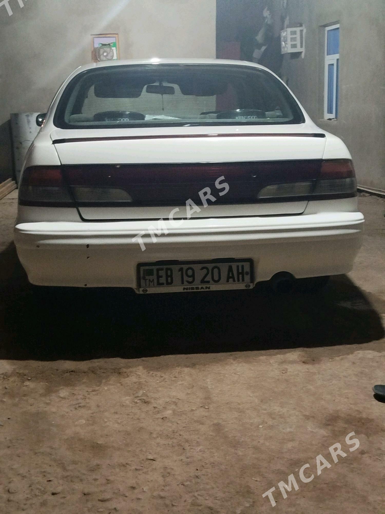 Nissan Maxima 1998 - 70 000 TMT - Бабадайхан - img 8