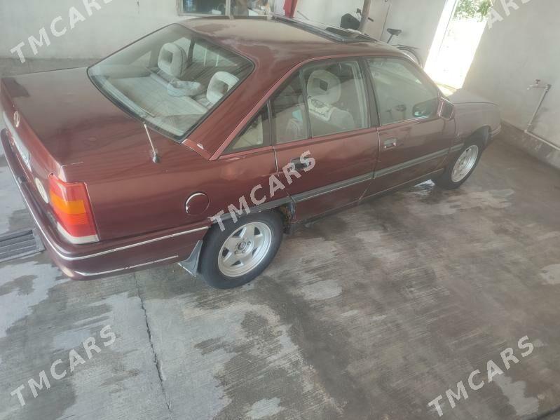 Opel Omega 1989 - 32 000 TMT - Wekilbazar - img 5