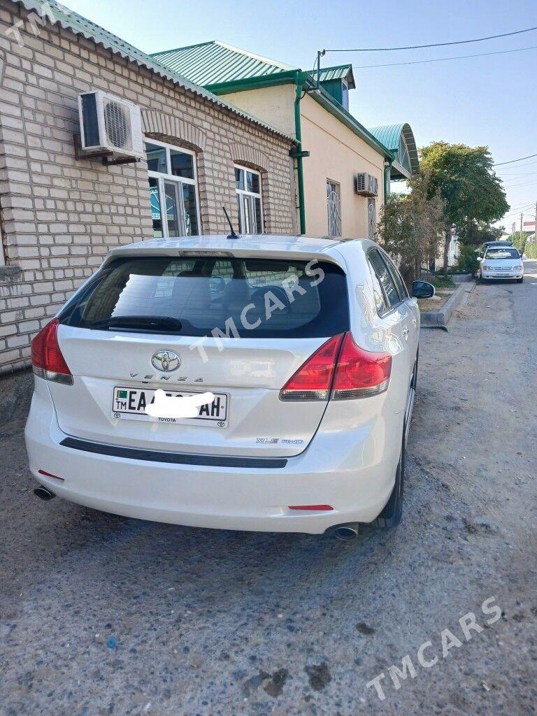 Toyota Venza 2009 - 220 000 TMT - Ашхабад - img 2