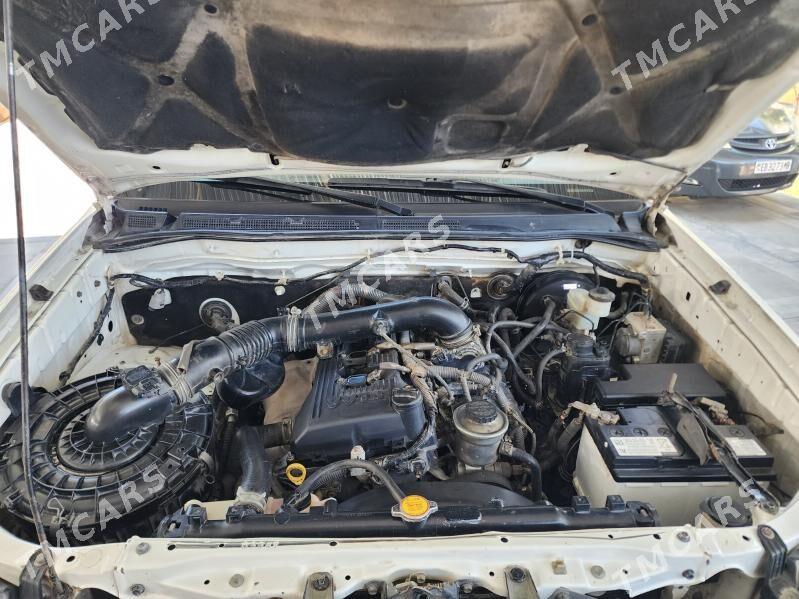 Toyota Hilux 2013 - 310 000 TMT - Мары - img 8