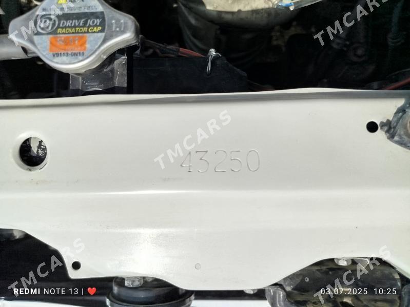 Toyota Camry 2004 - 155 000 TMT - етр. Туркменбаши - img 4