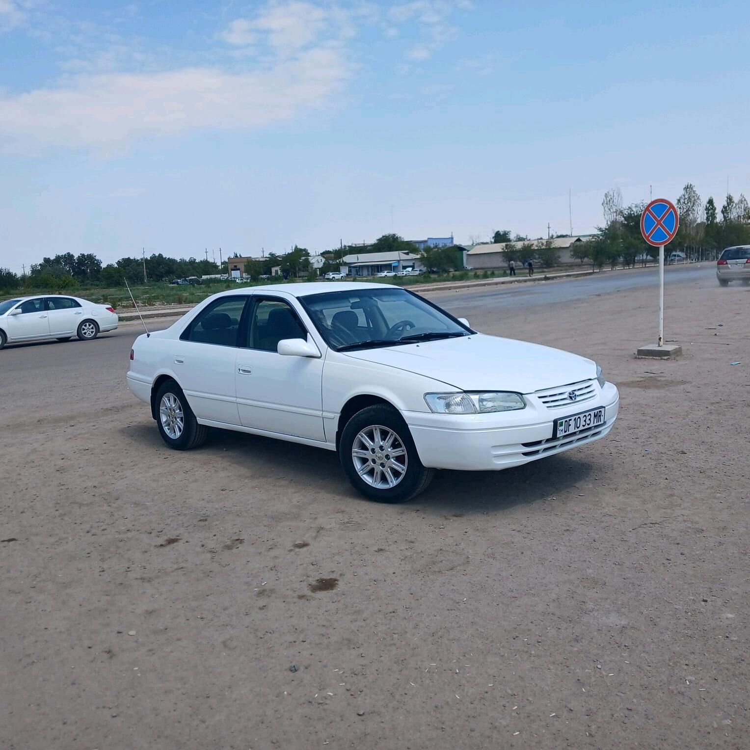 Toyota Camry 1998 - 125 000 TMT - Дашогуз - img 4