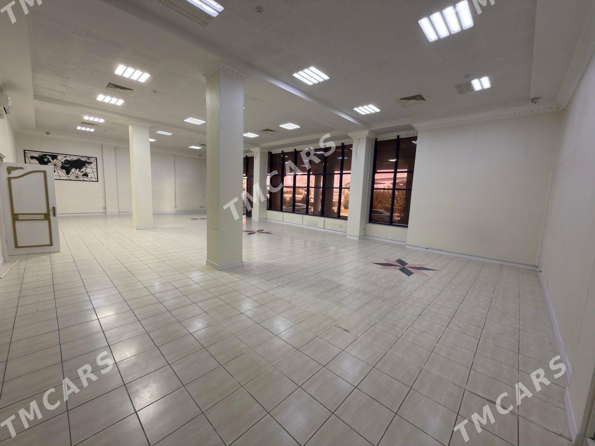 Arenda  pomisenya 212m² - Aşgabat - img 9