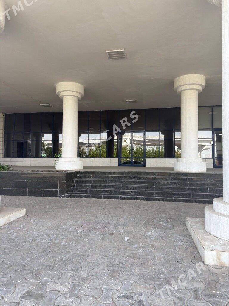 Arenda  pomisenya 212m² - Aşgabat - img 5