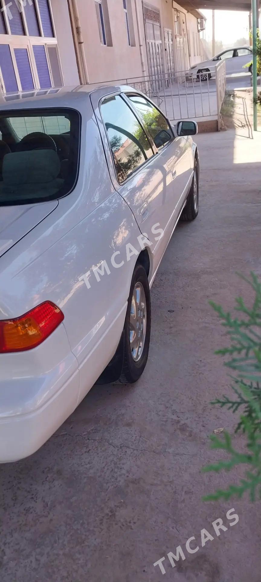 Toyota Camry 2001 - 148 000 TMT - Кёнеургенч - img 3