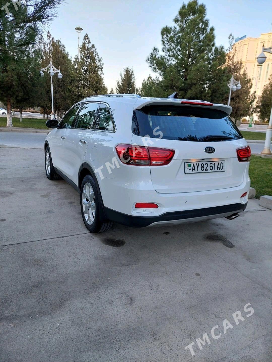 Kia Sorento 2019 - 275 000 TMT - Ашхабад - img 2