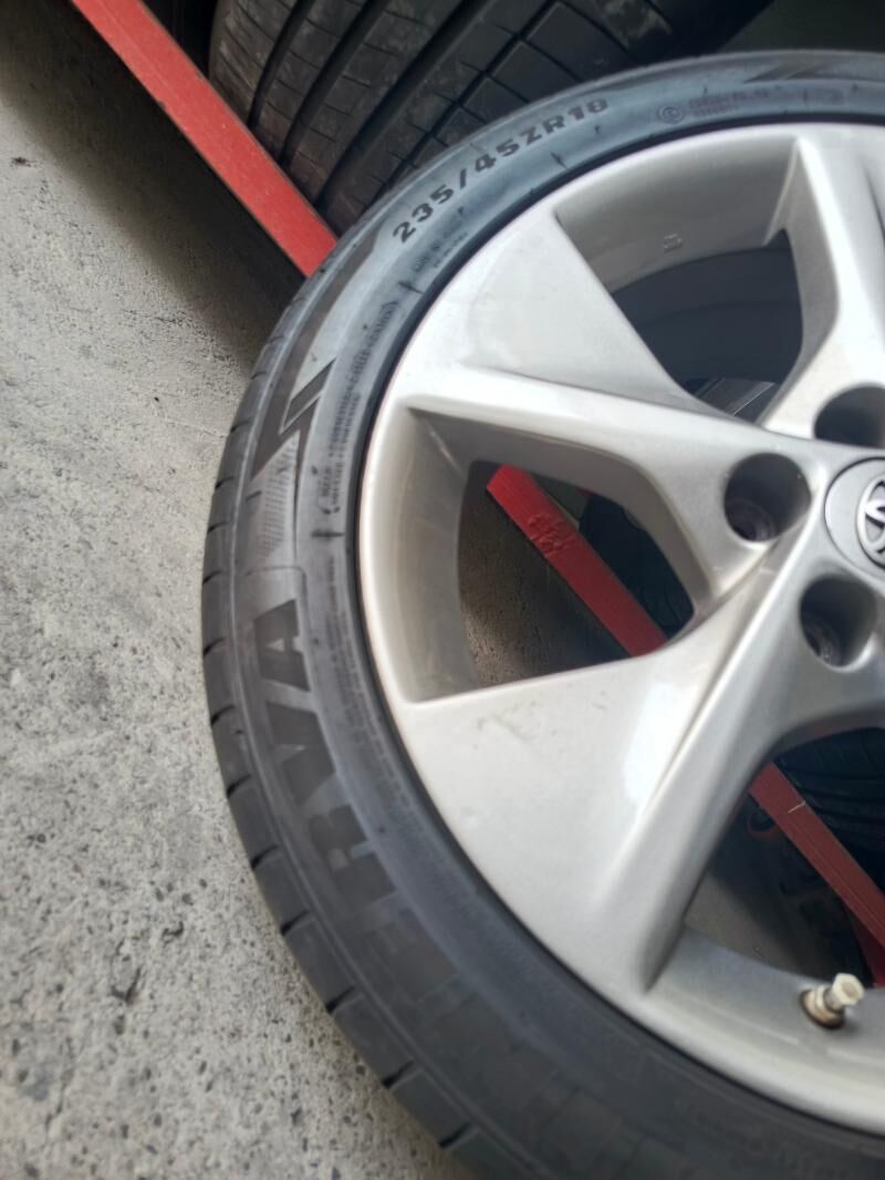 Palta Camry 235 45 18 TAZE 4 700 TMT - Ашхабад - img 2