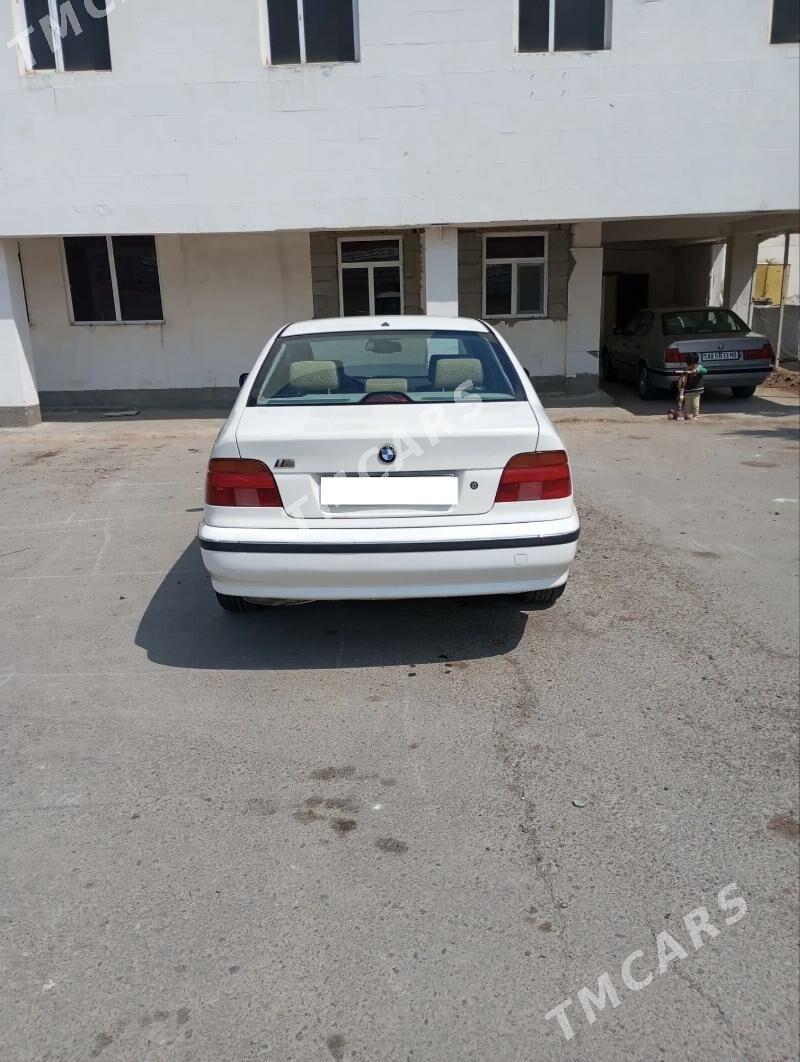 BMW 5 Series 1998 - 105 000 TMT - Mary - img 3