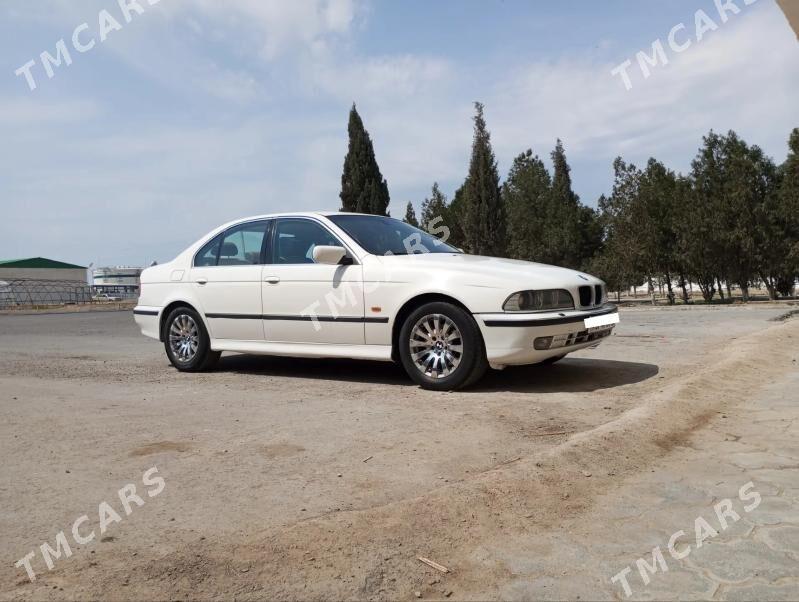 BMW 5 Series 1998 - 105 000 TMT - Mary - img 4
