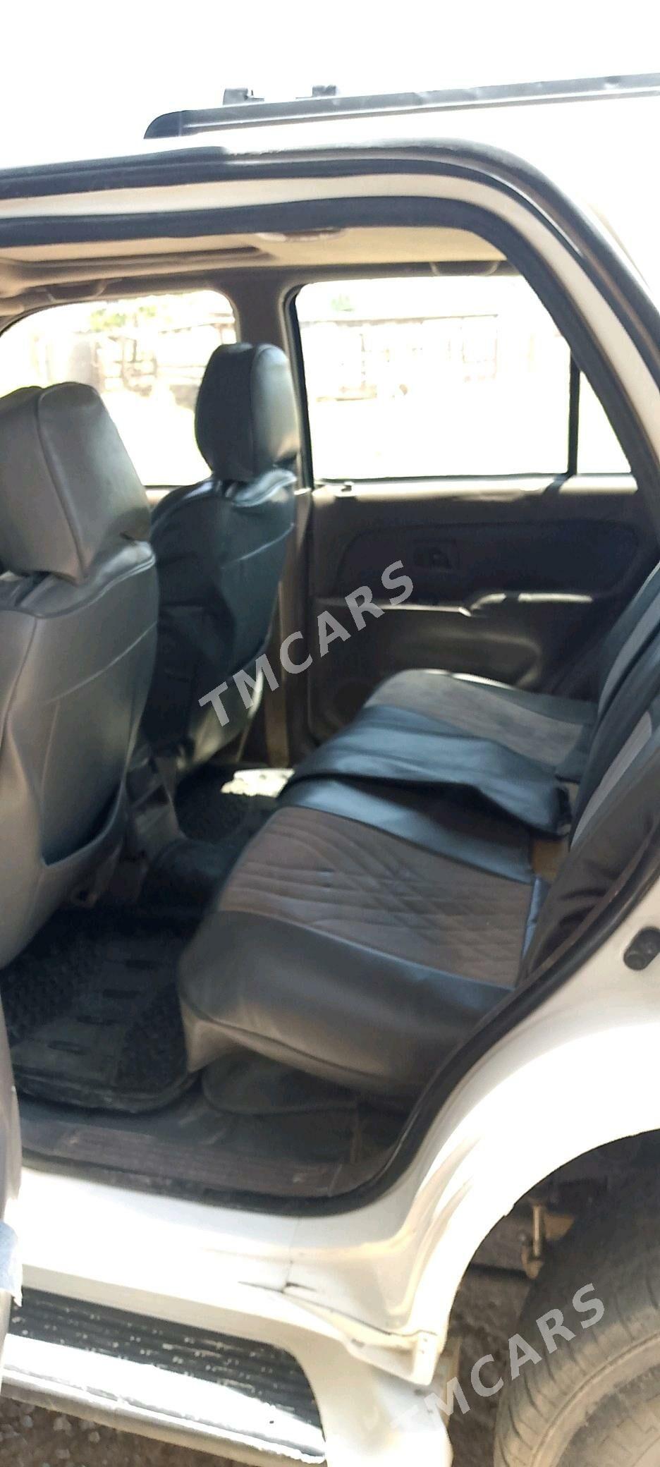 Toyota 4Runner 2001 - 105 000 TMT - Векильбазар - img 3