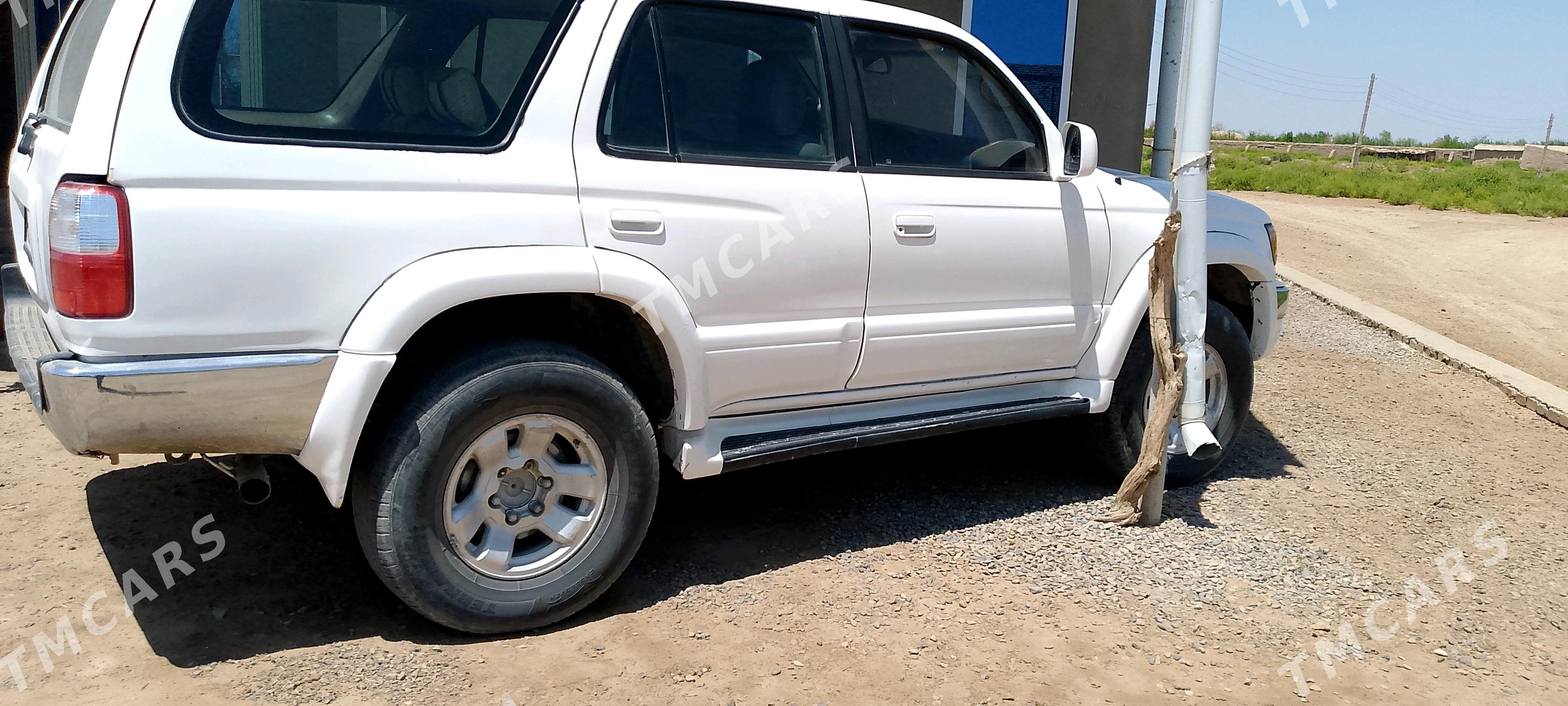 Toyota 4Runner 2001 - 105 000 TMT - Векильбазар - img 4
