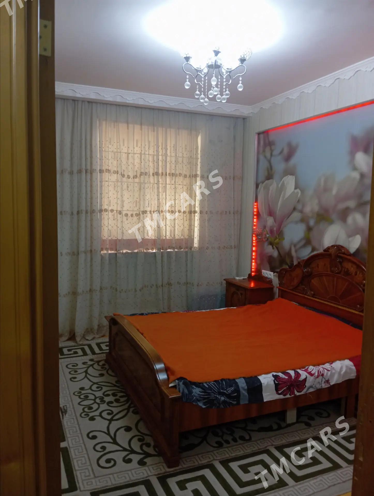 2 ком 3/1 этаж 10 мкр - 10 mkr - img 2
