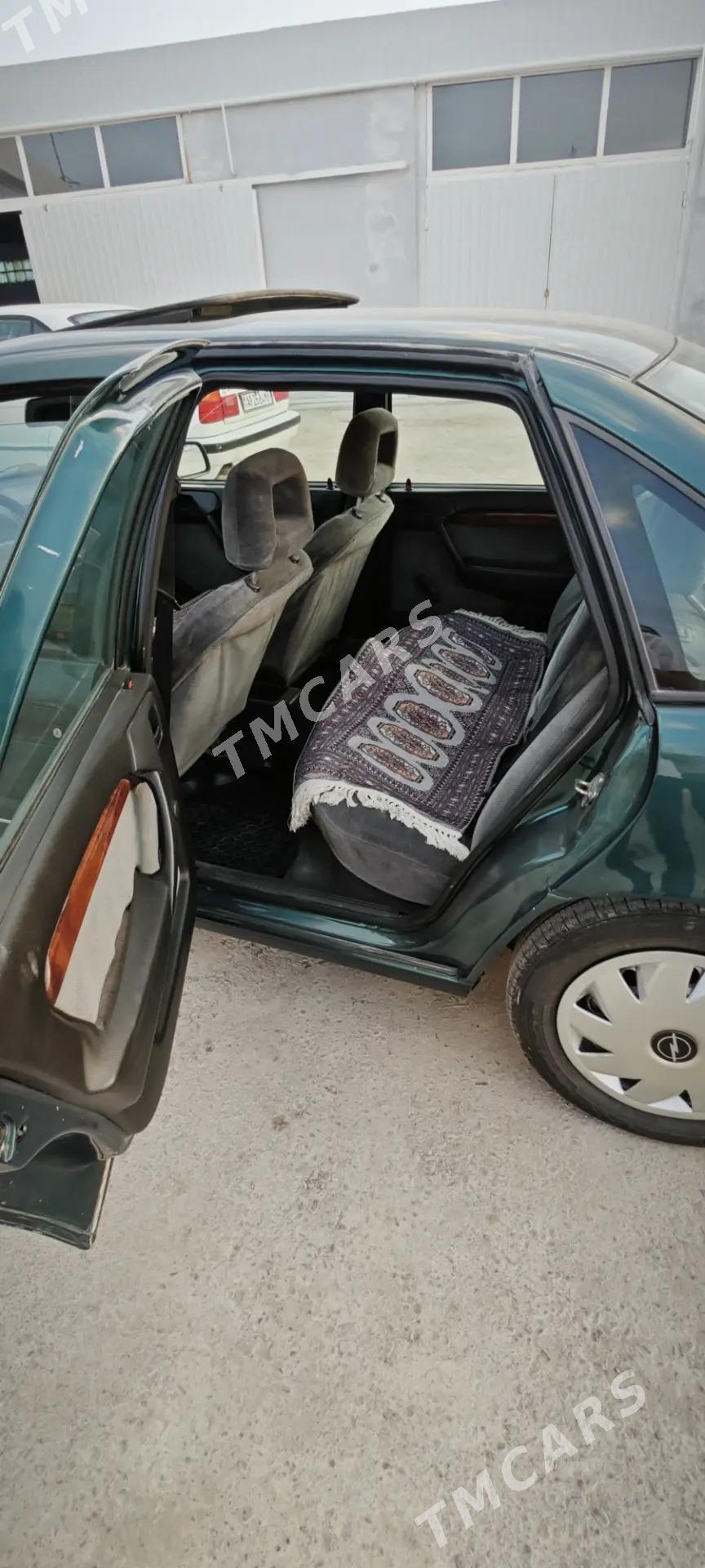 Opel Vectra 1995 - 50 000 TMT - Mary - img 7