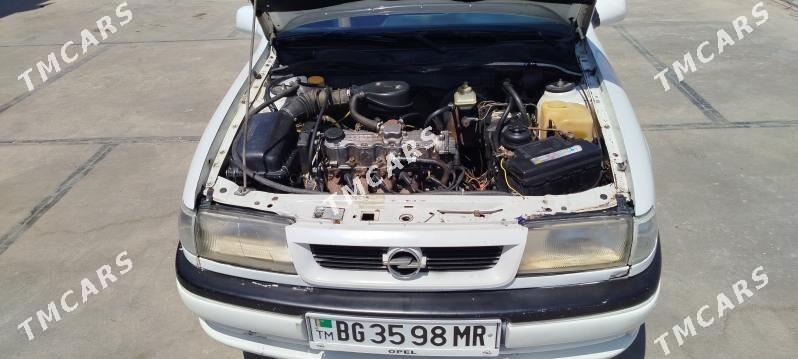 Opel Vectra 1993 - 34 000 TMT - Мары - img 5