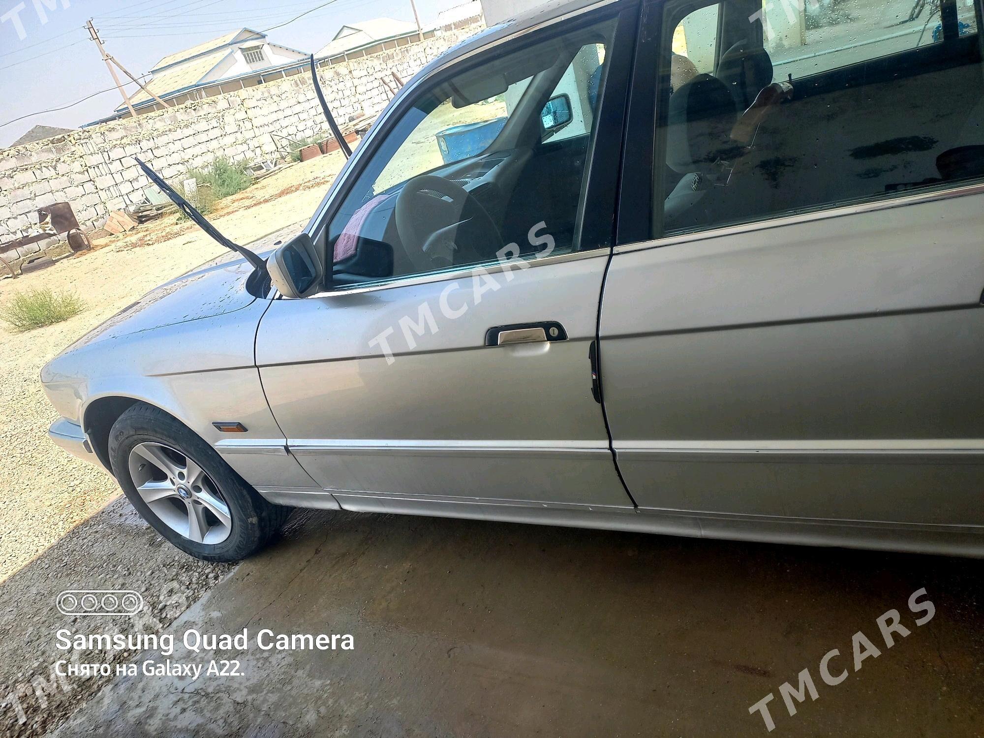 BMW 525 1992 - 65 000 TMT - Esenguly - img 4