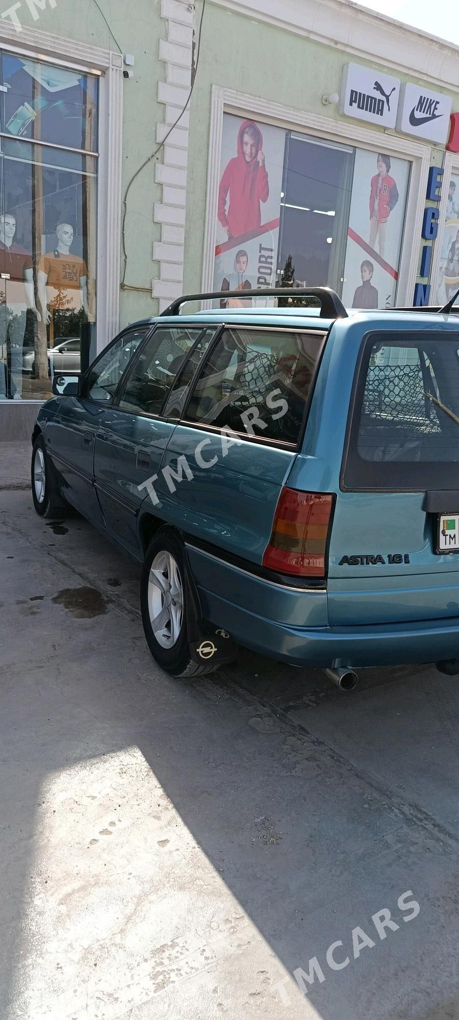 Opel Astra 1993 - 45 000 TMT - Mary - img 4