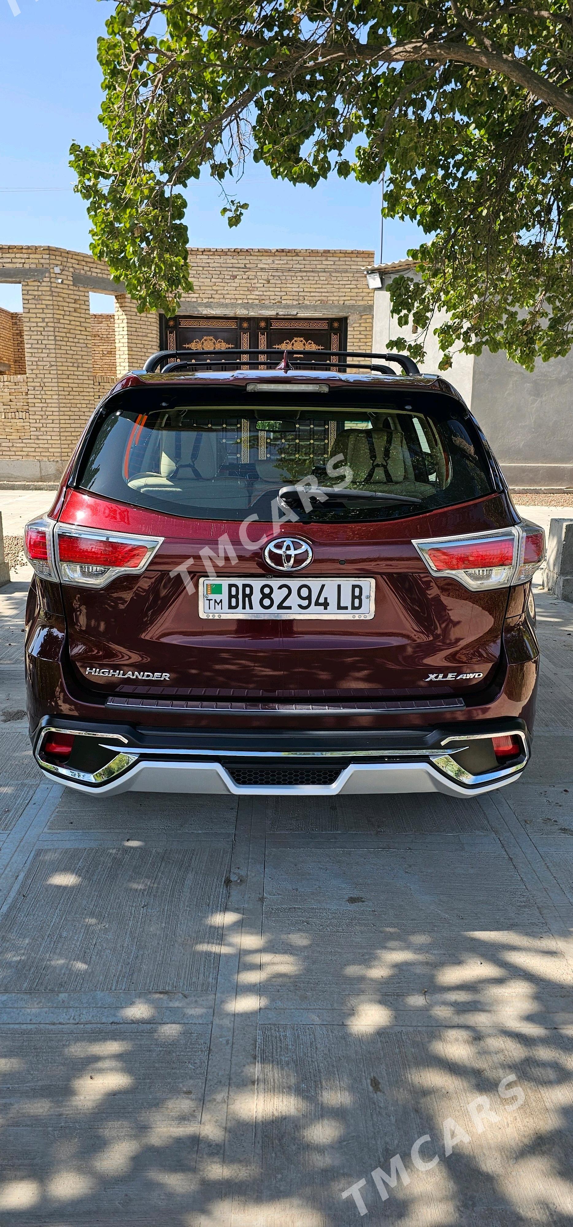 Toyota Highlander 2016 - 500 000 TMT - Saýat - img 5