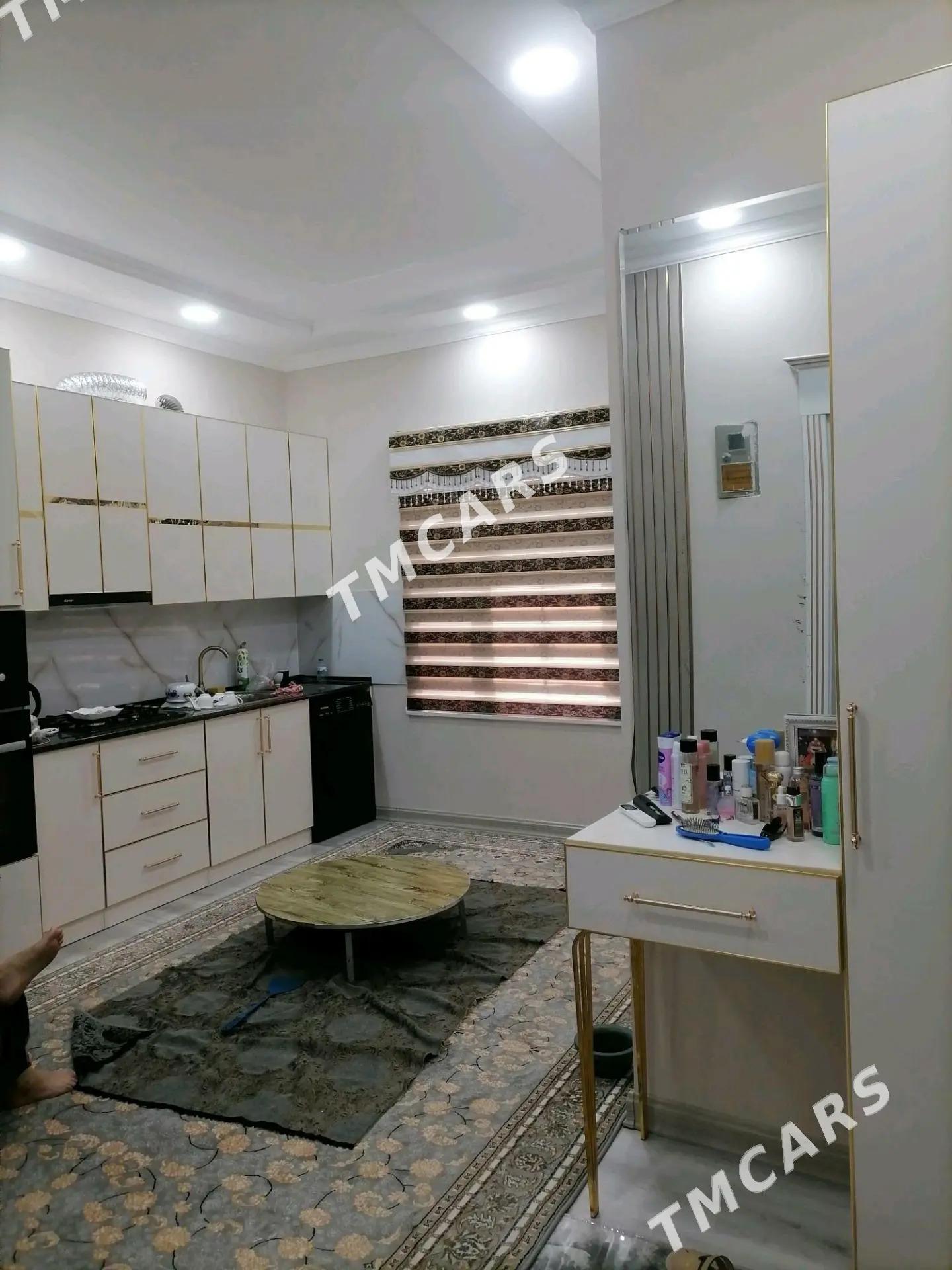 ПРОДАЕТСЯ КВАРТИРА - Туркменбаши - img 2