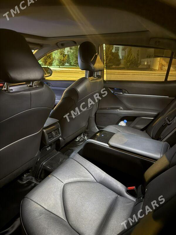 Toyota Camry 2022 - 609 000 TMT - Köşi - img 9