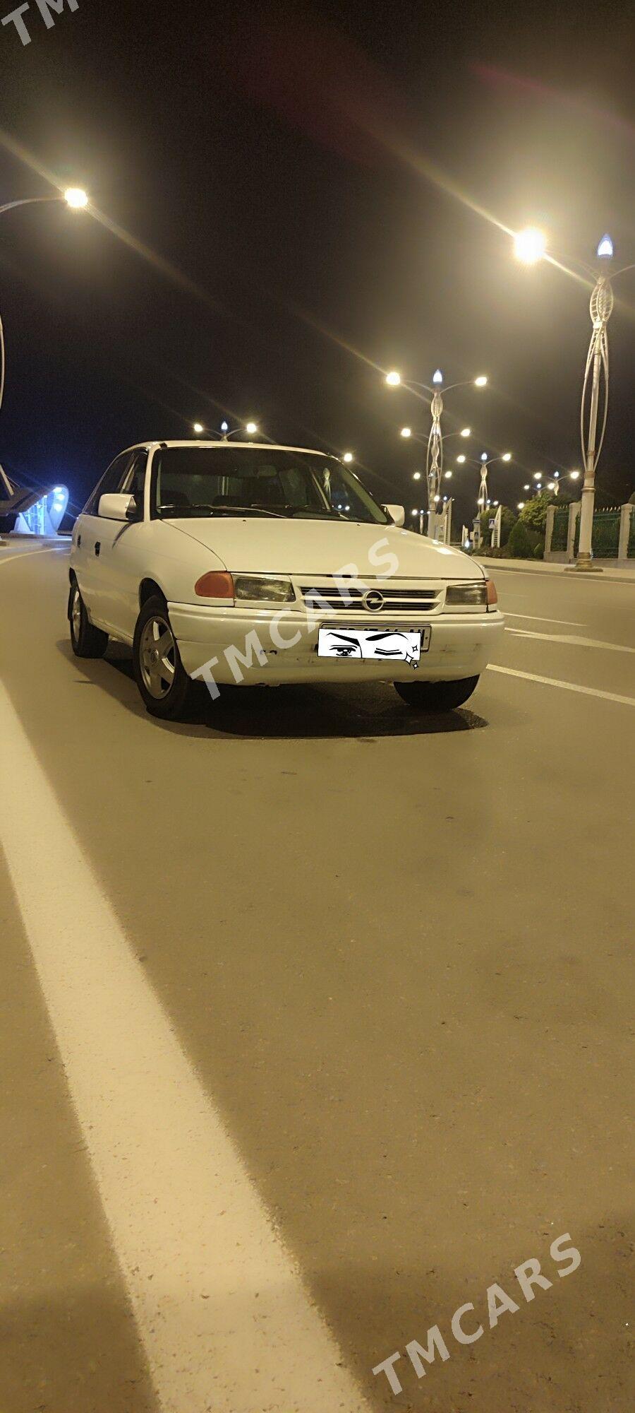 Opel Astra 1993 - 35 000 TMT - Теджен - img 3
