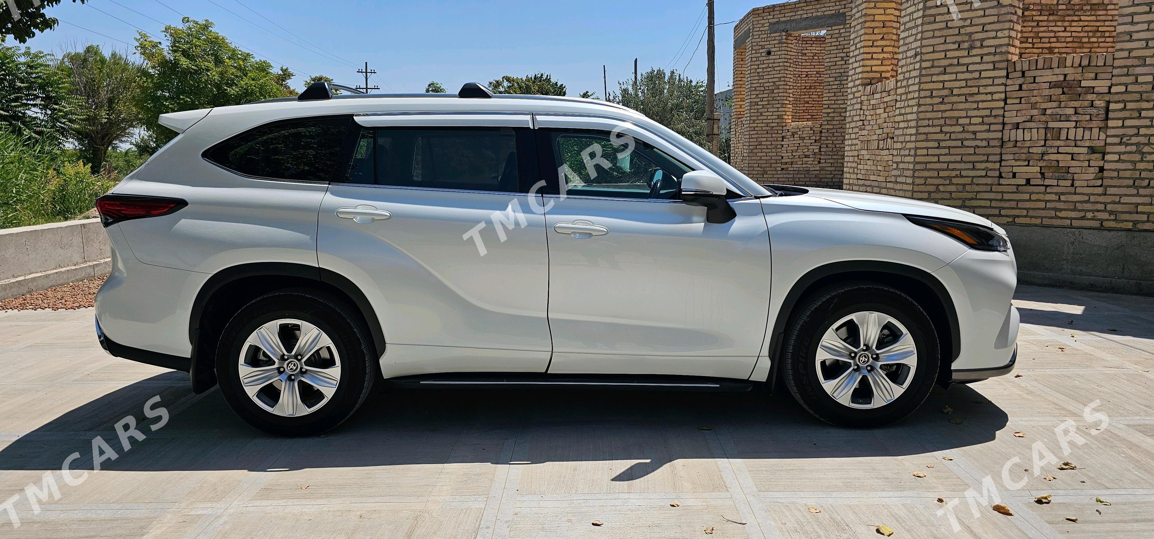 Toyota Highlander 2021 - 600 000 TMT - Саят - img 5