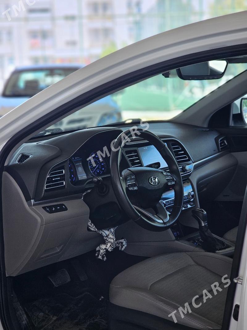 Hyundai Elantra 2020 - 235 000 TMT - Aşgabat - img 7