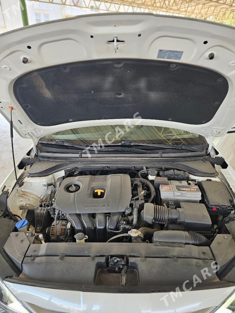 Hyundai Elantra 2020 - 235 000 TMT - Aşgabat - img 10