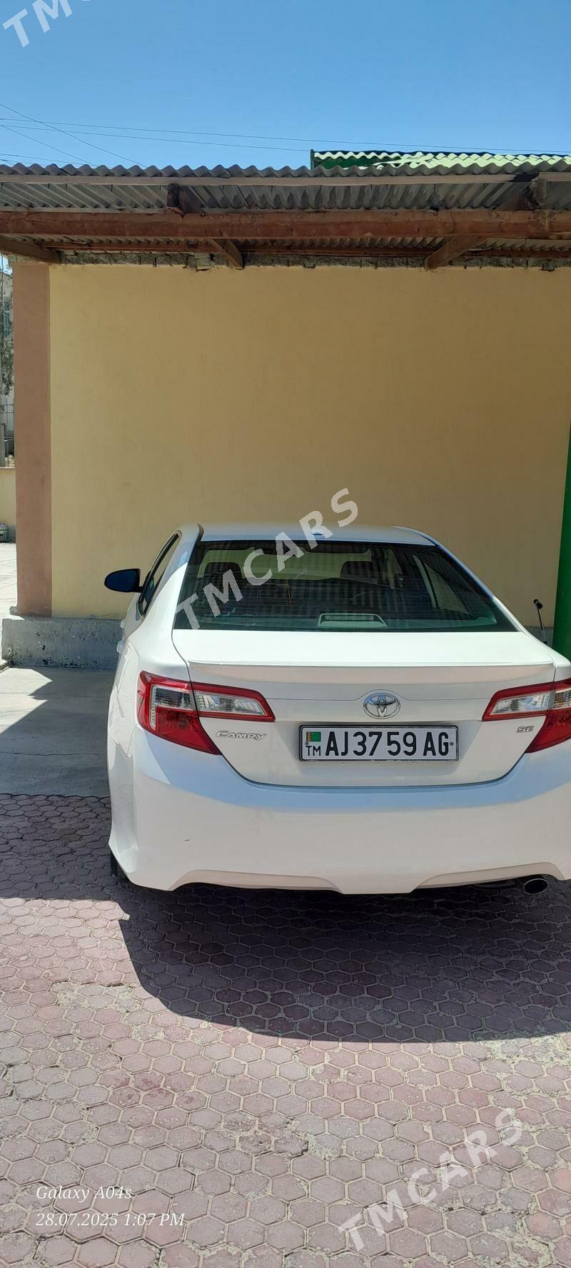 Toyota Camry 2012 - 215 000 TMT - Köşi - img 3