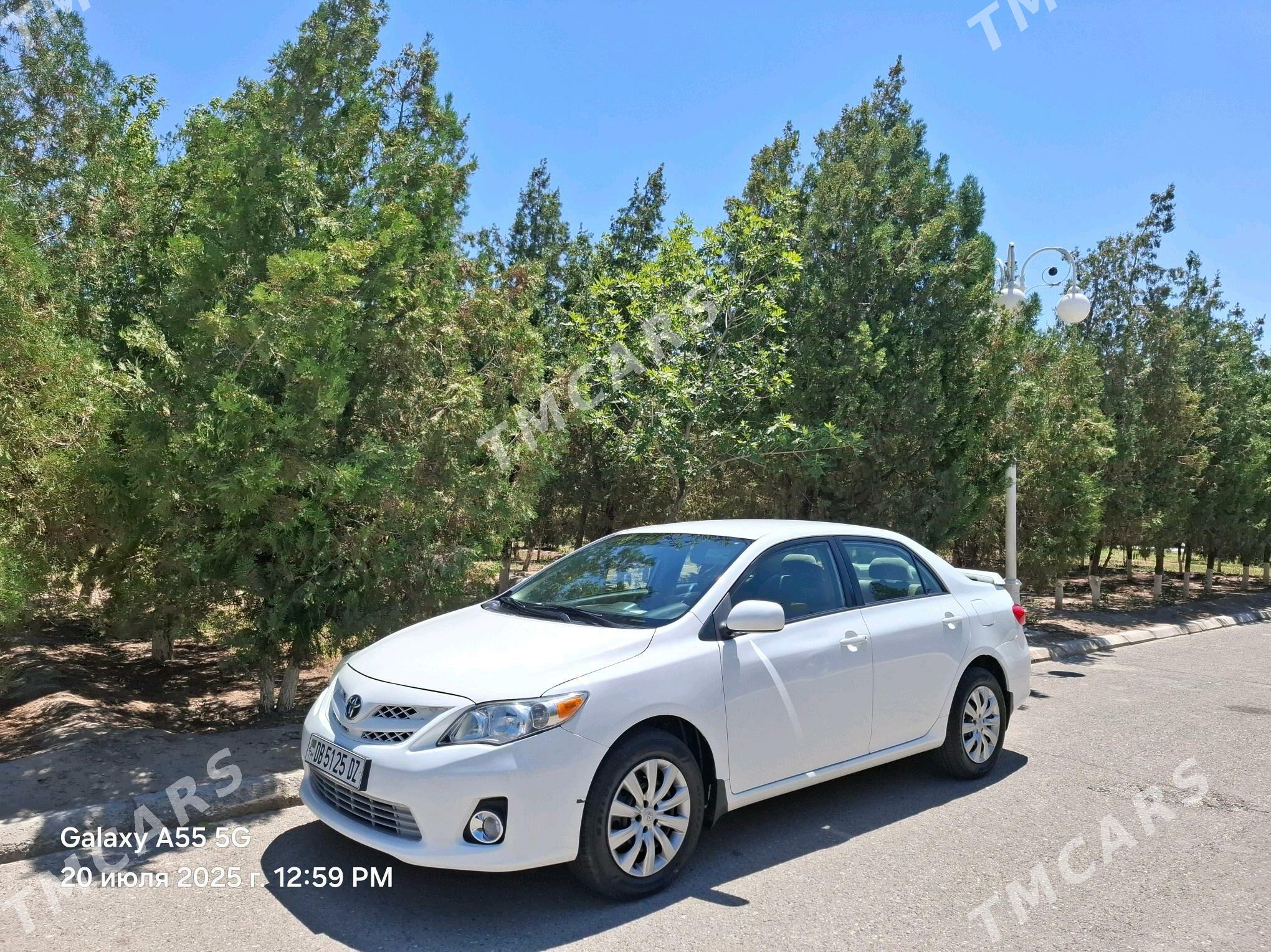 Toyota Corolla 2012 - 164 000 TMT - Дашогуз - img 4