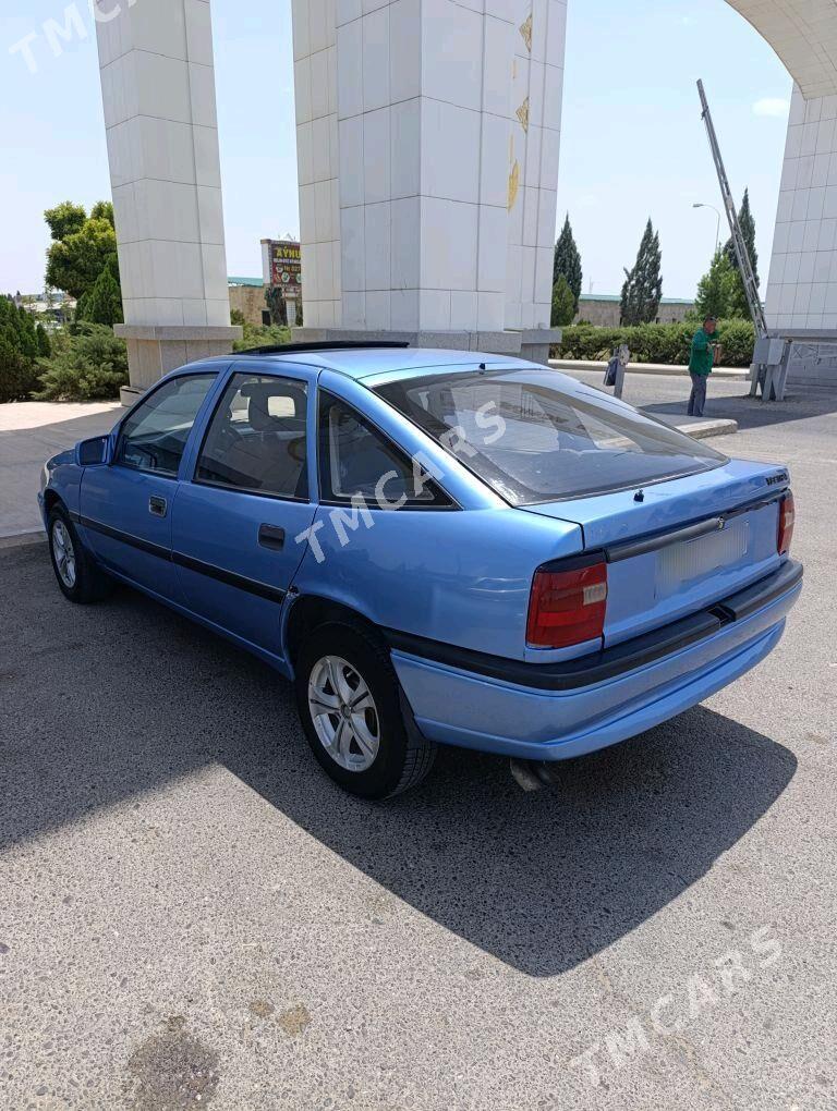 Opel Vectra 1993 - 32 000 TMT - Sakarçäge - img 4