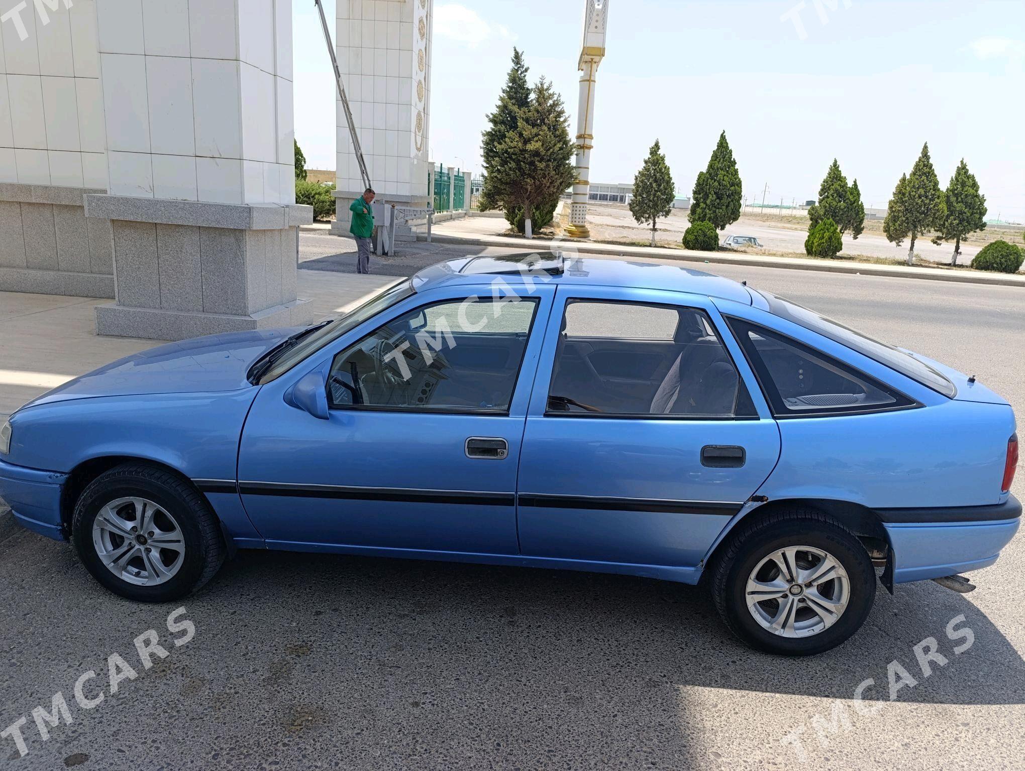 Opel Vectra 1993 - 32 000 TMT - Sakarçäge - img 7