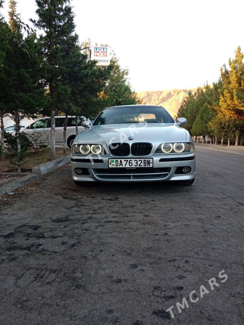 BMW E39 2002 - 135 000 TMT - Türkmenbaşy - img 2