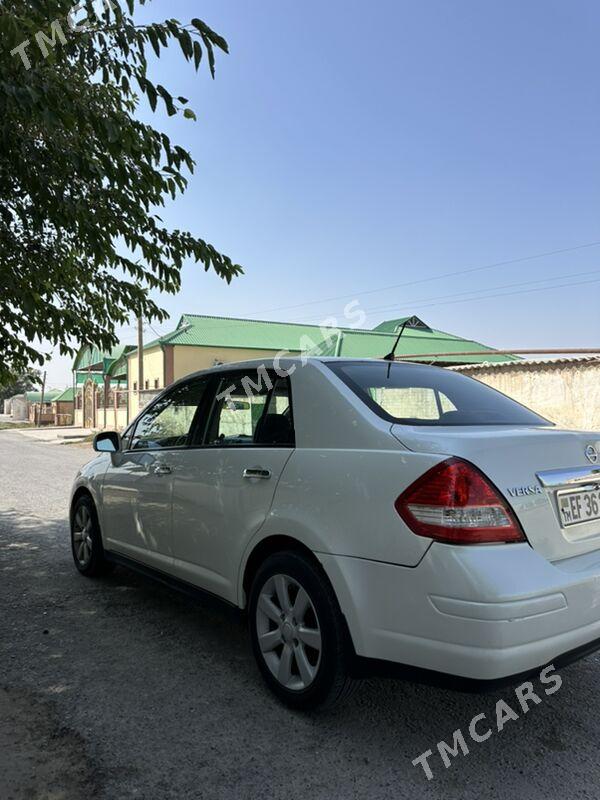 Nissan Versa 2010 - 125 000 TMT - Ашхабад - img 2