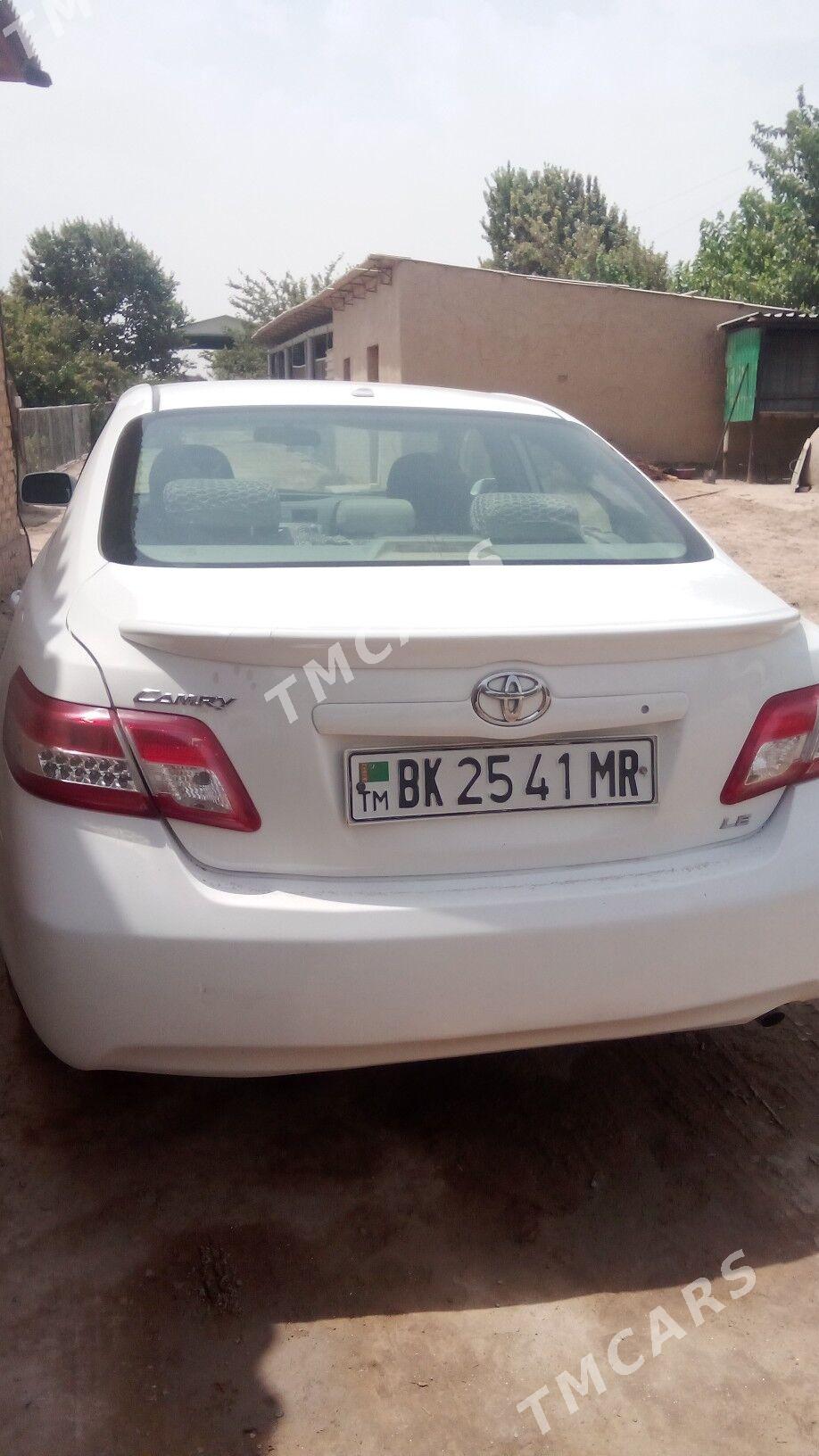 Toyota Camry 2010 - 200 000 TMT - Сакарчага - img 4