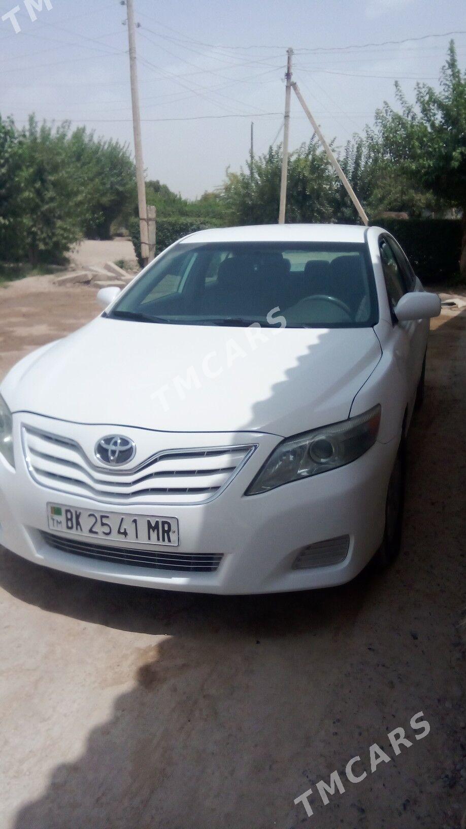 Toyota Camry 2010 - 200 000 TMT - Сакарчага - img 2