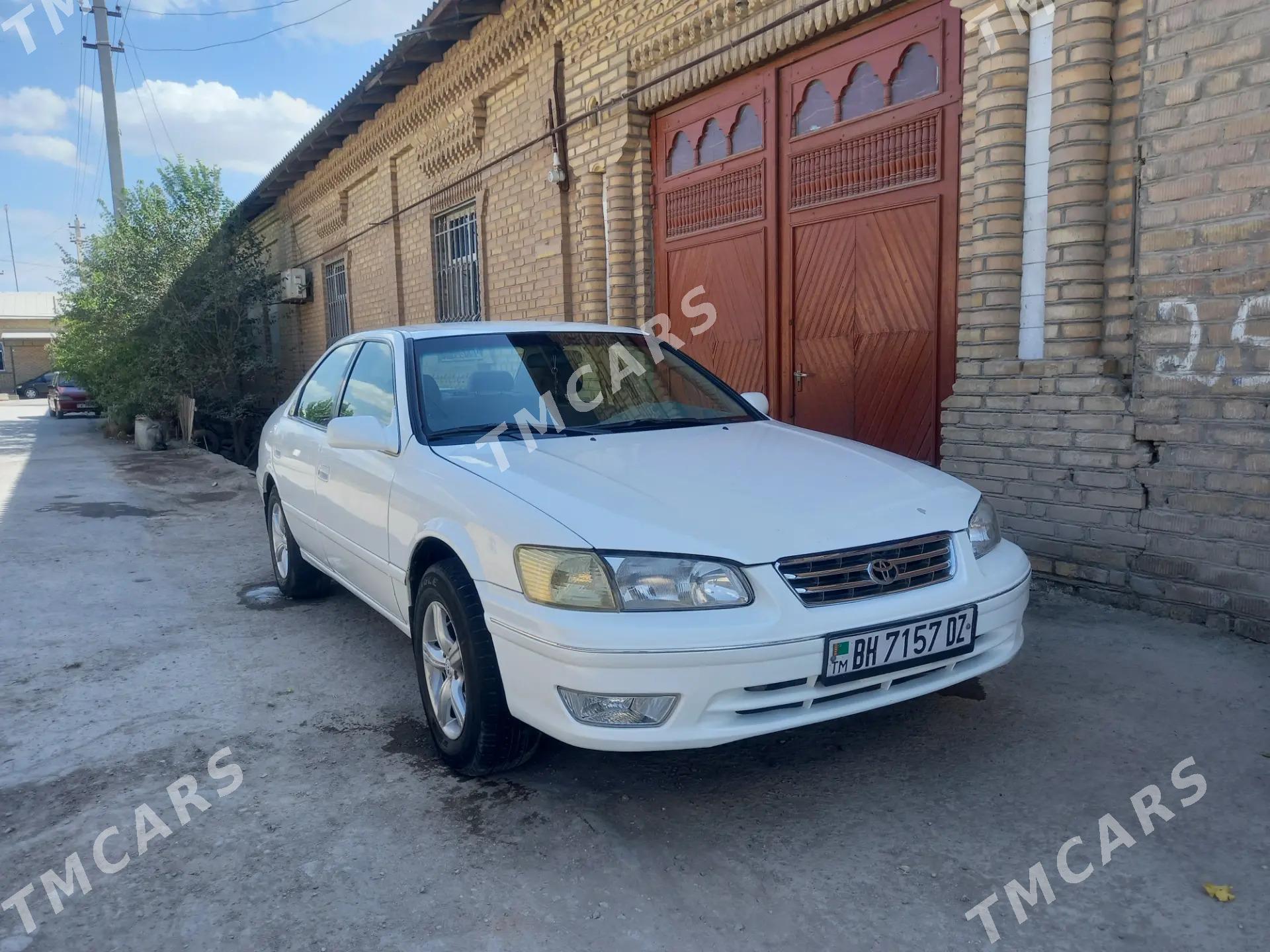 Toyota Camry 2001 - 120 000 TMT - Daşoguz - img 3
