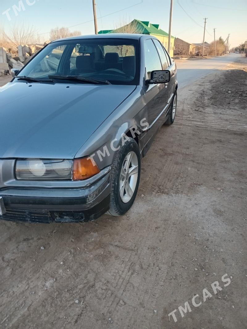BMW 320 1995 - 30 000 TMT - Garabekewül - img 3