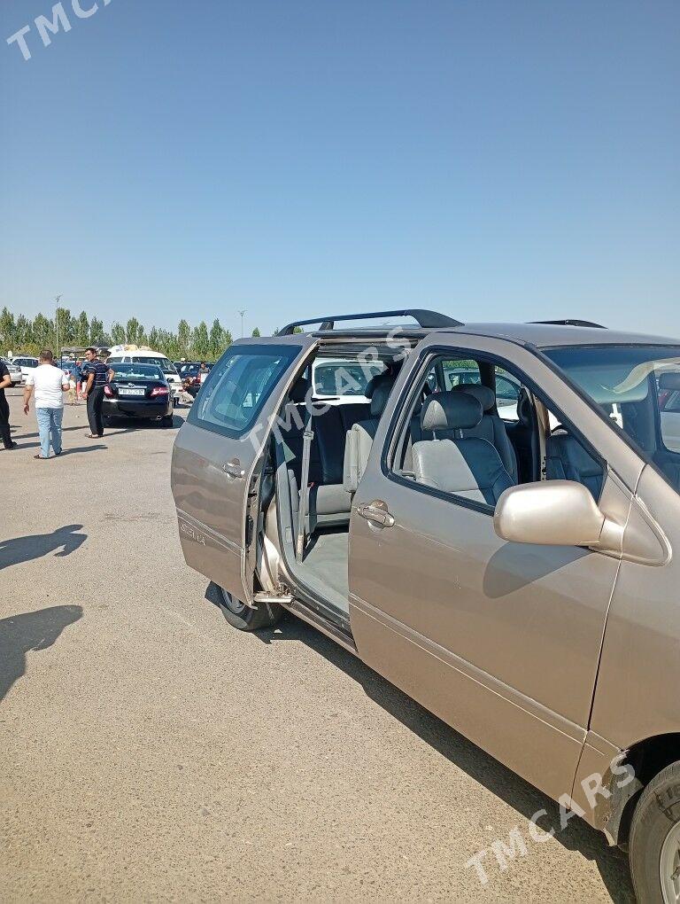 Toyota Sienna 2002 - 150 000 TMT - Гороглы (Тагта) - img 3