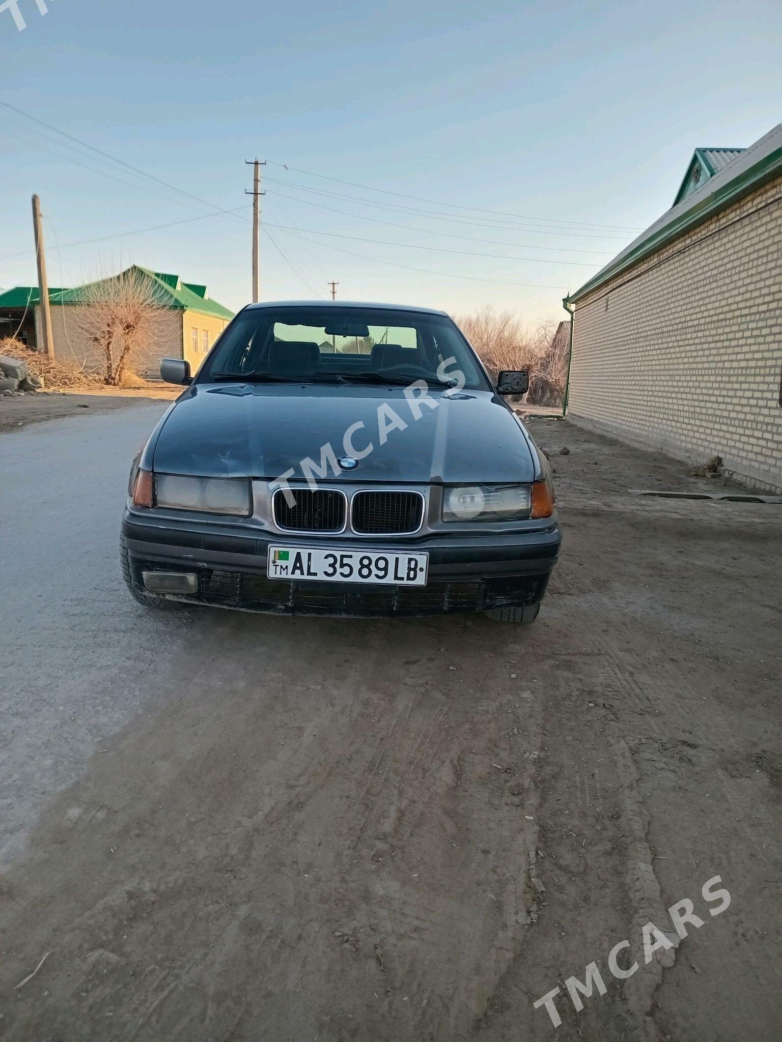 BMW 320 1995 - 30 000 TMT - Garabekewül - img 6