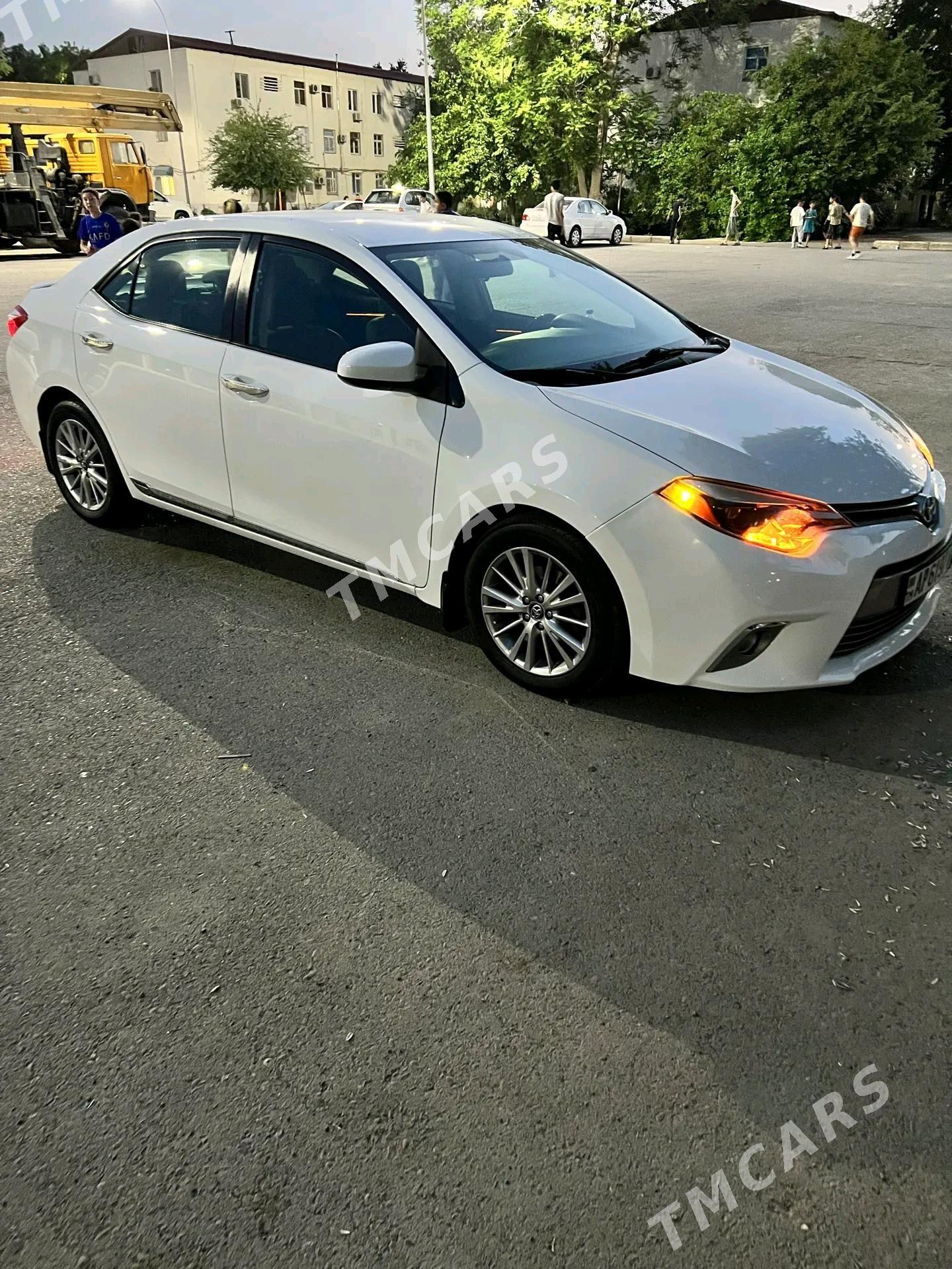 Toyota Corolla 2014 - 200 000 TMT - Теджен - img 2