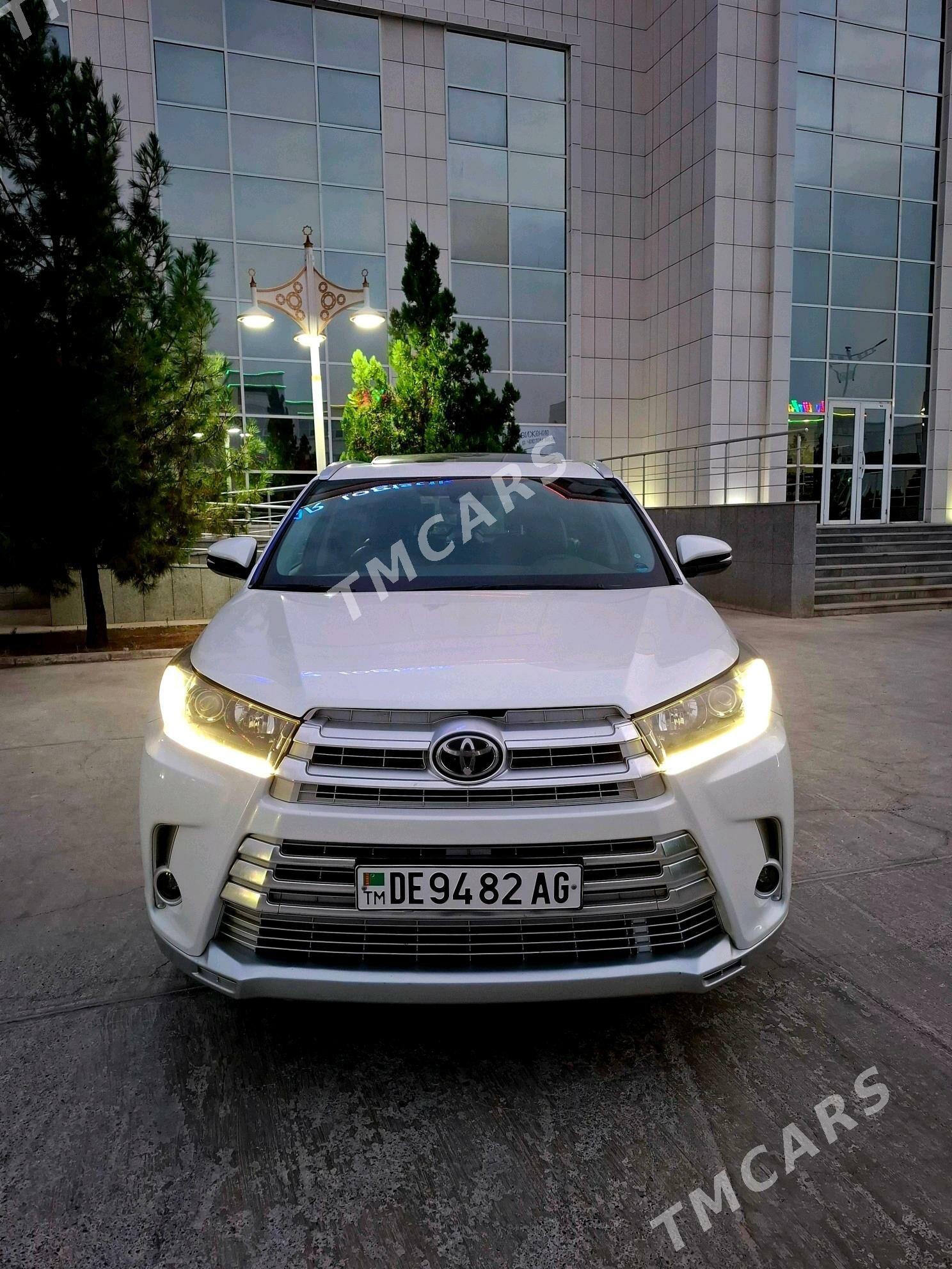 Toyota Highlander 2019 - 448 000 TMT - Aşgabat - img 3
