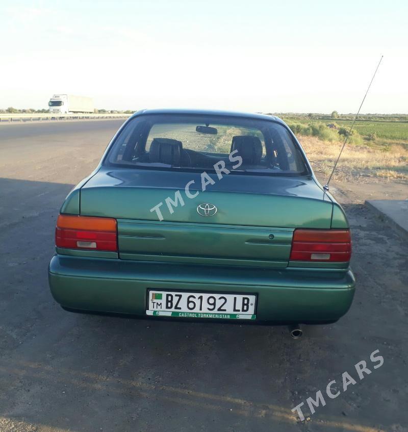 Toyota Corolla 1993 - 40 000 TMT - Saýat - img 3