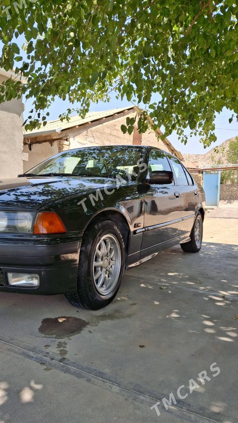 BMW 320 1993 - 40 000 TMT - Magdanly - img 9