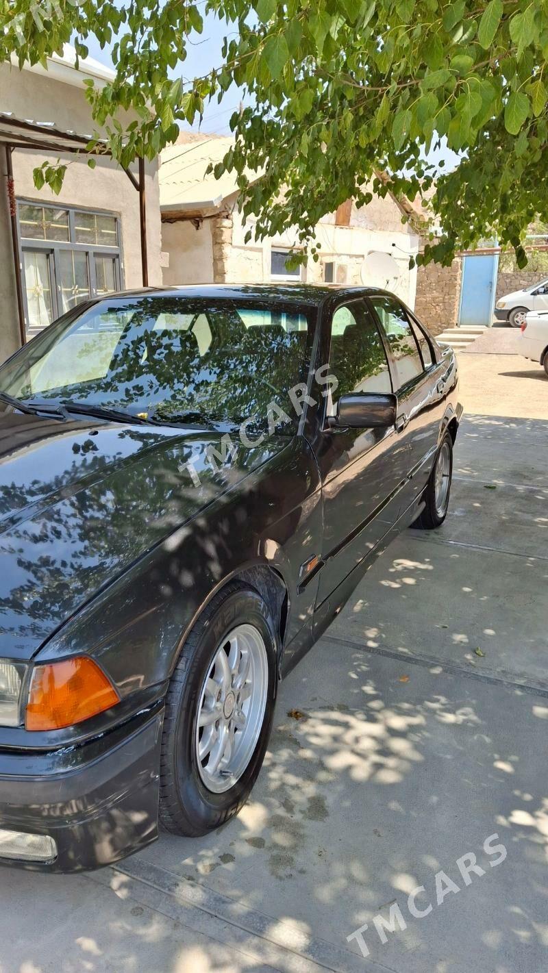 BMW 320 1993 - 40 000 TMT - Magdanly - img 5