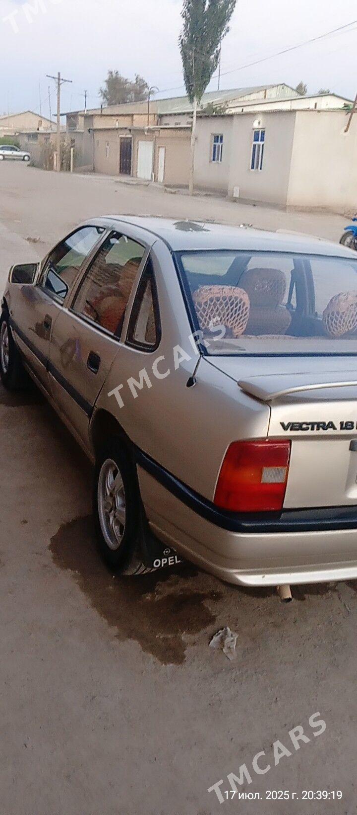 Opel Vectra 1990 - 35 000 TMT - Гурбансолтан Едже - img 2
