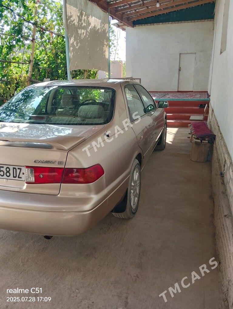Toyota Camry 2001 - 153 000 TMT - Кёнеургенч - img 3