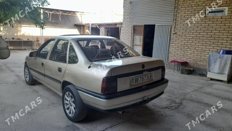 Opel Vectra 1989 - 25 000 TMT - Туркменабат - img 3