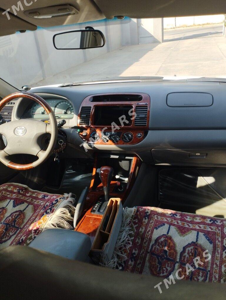 Toyota Camry 2004 - 160 000 TMT - Ялкым - img 4